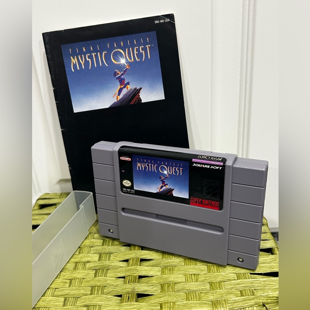 Final Fantasy Mystic Quest SNES Complete in Box CIB w/ Manual Authentic - Picture 2 of 10